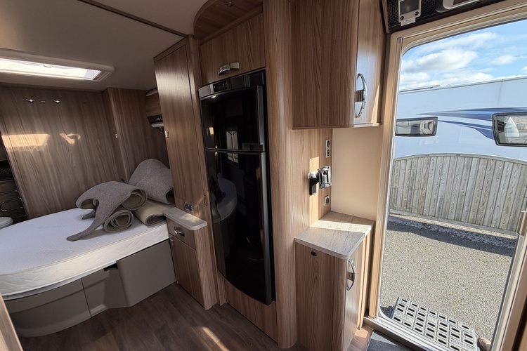 Swift Elegance 845 Grande